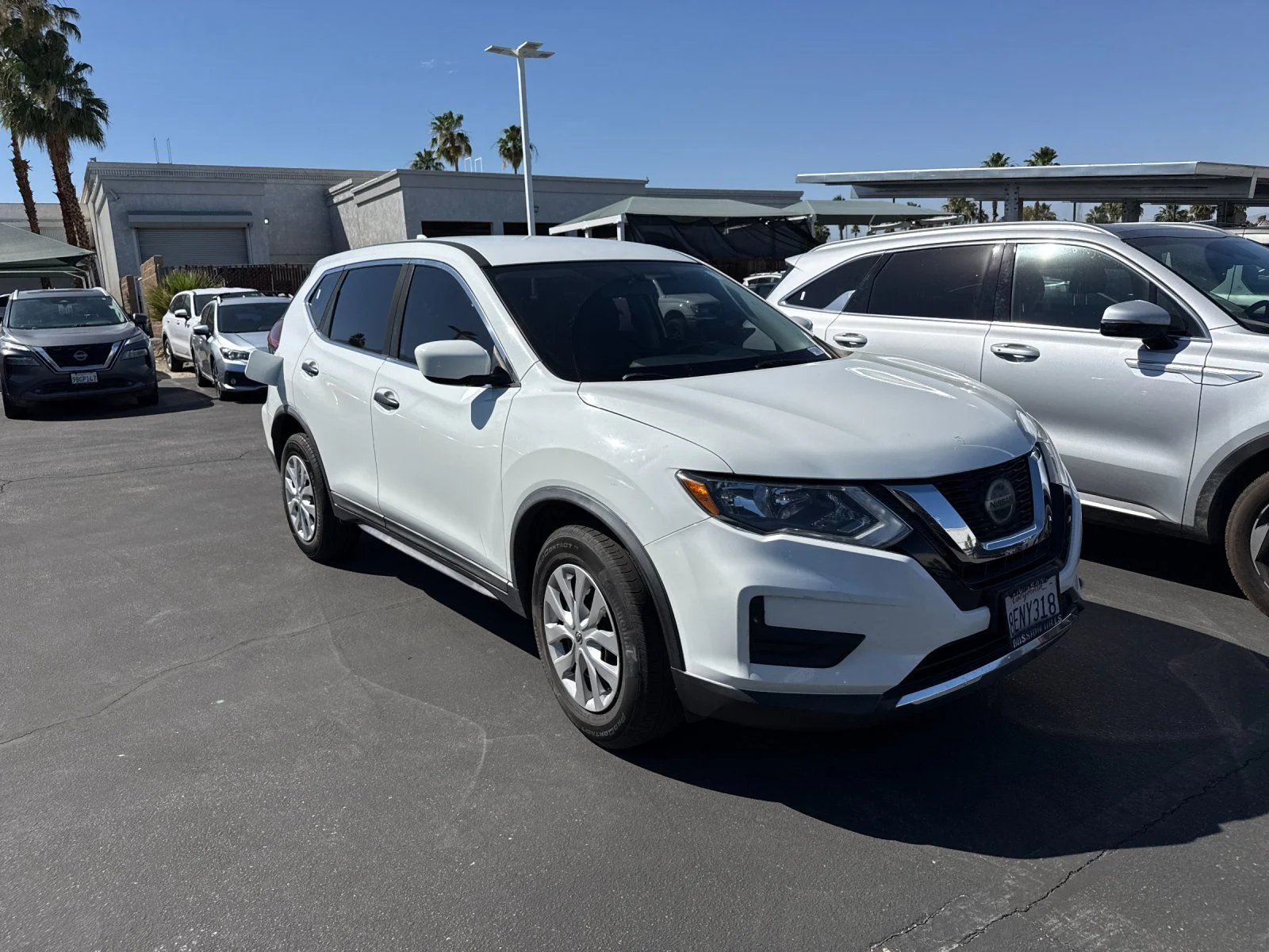 Used 2018 Nissan Rogue S with VIN KNMAT2MVXJP592657 for sale in Cathedral City, CA