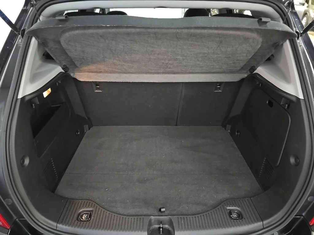 Used 2020 MOSAIC BLACK METALLIC Chevrolet LT image 11