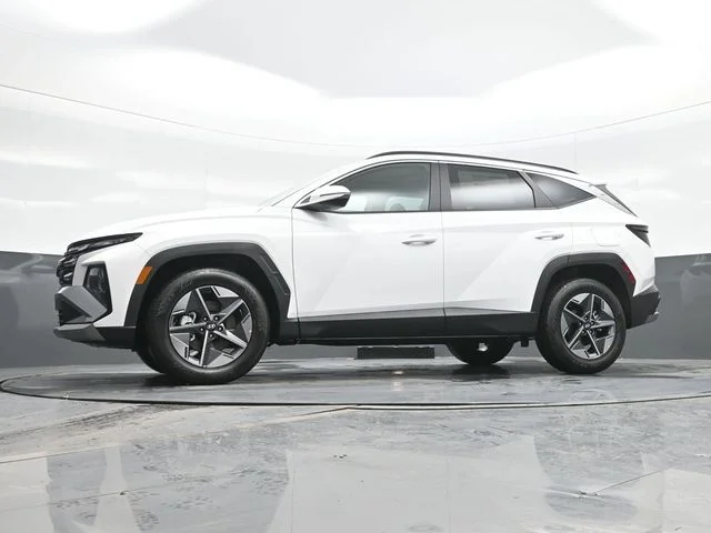 New 2026 White Hyundai SEL Premium image 21