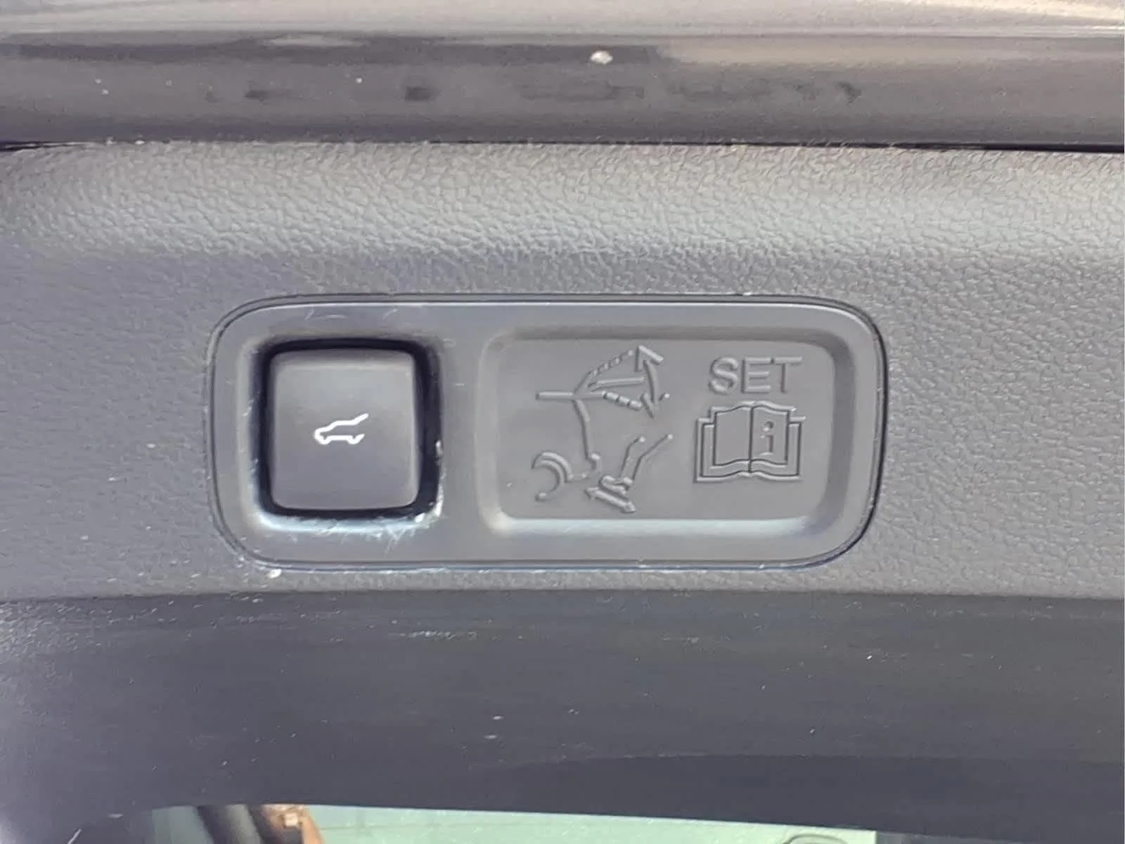 Used 2019 Magnetic Ford Limited image 7