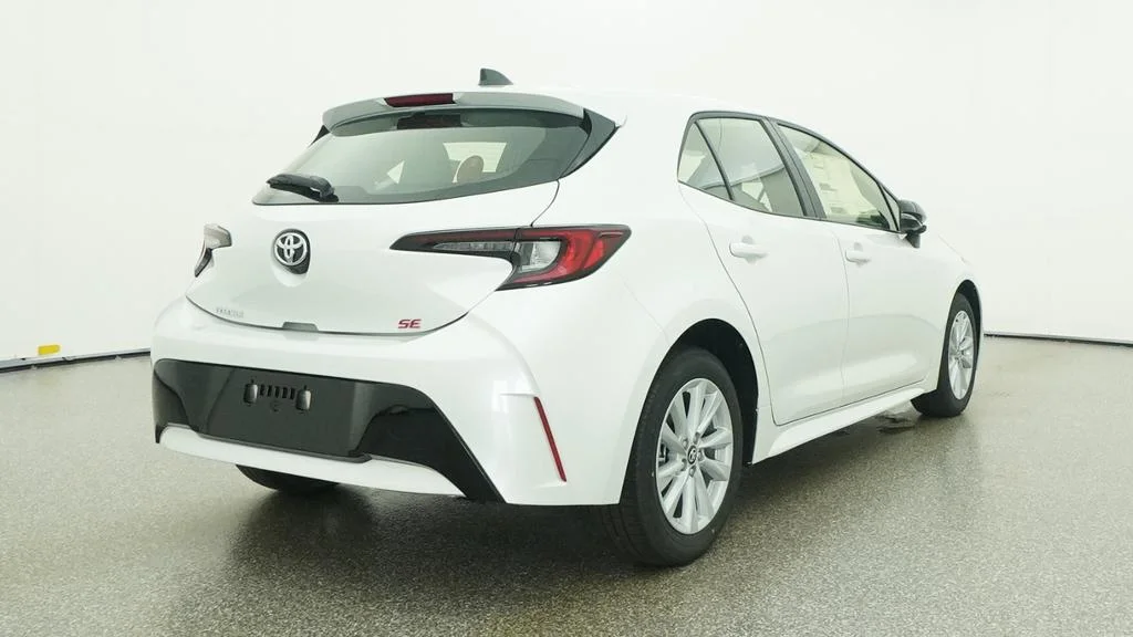 New 2027 Wind Chill Pearl Toyota SE image 21