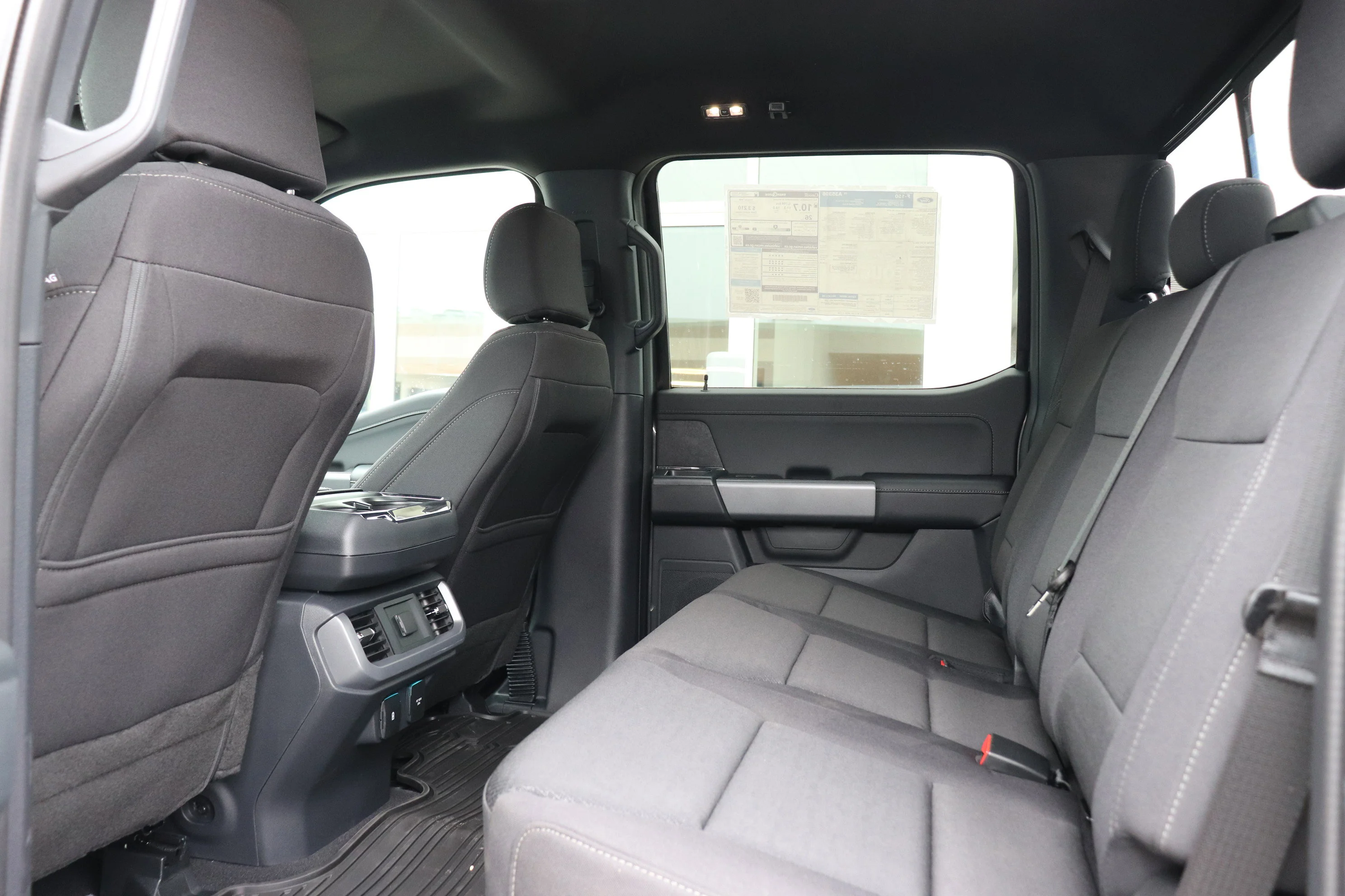 New 2026 CARBONIZED GREY METALLIC Ford XLT image 7
