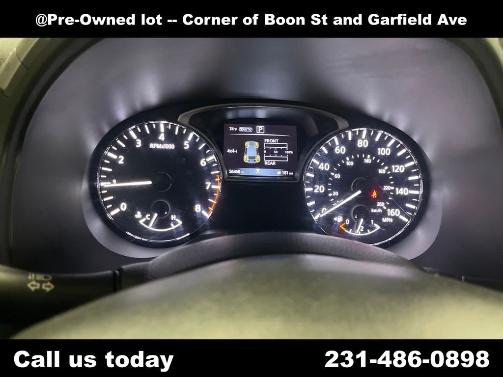 Used 2020 White Nissan SV image 21