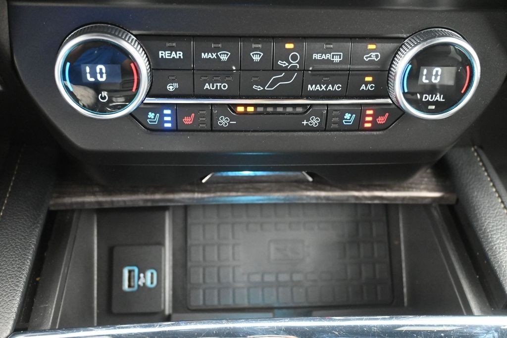 Used 2021 Blue Metallic Ford Limited 4x4 image 14
