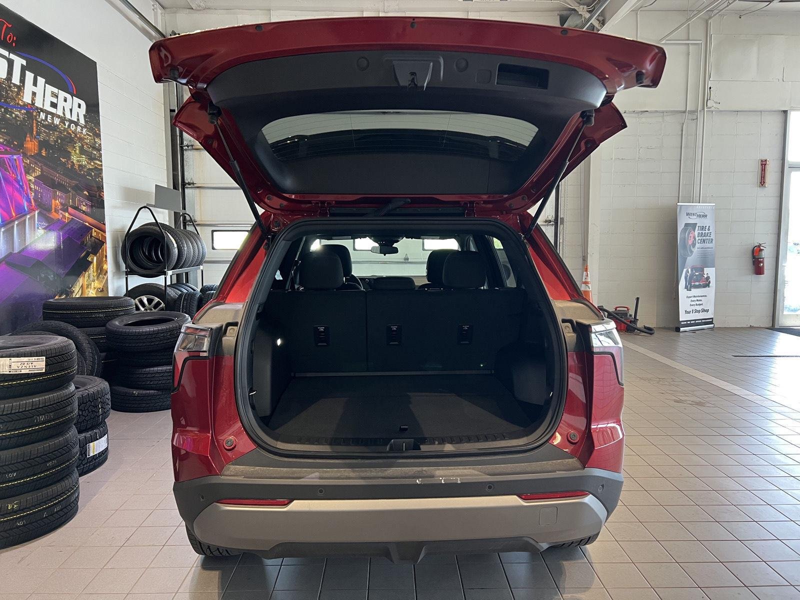 2026 Chevrolet Equinox LT - Photo 6