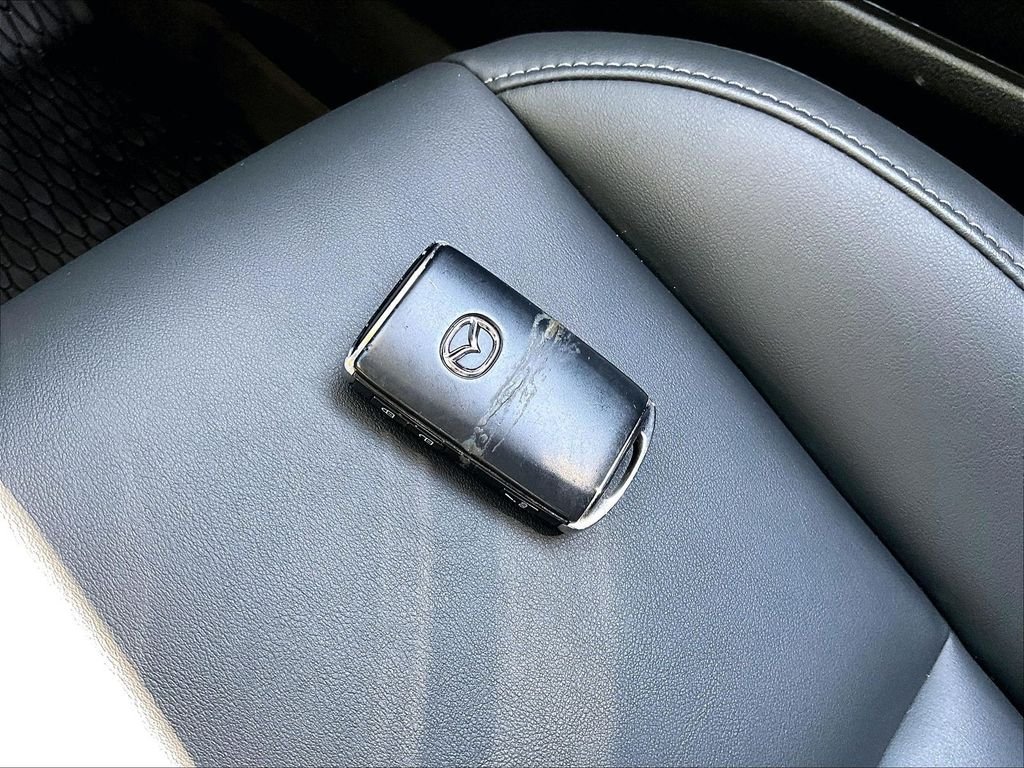 Used 2024 White Mazda 2.5 S Select Sport image 29