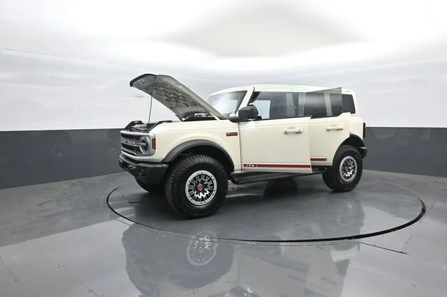 New 2026 Wimbledon White Ford Outer Banks® image 44