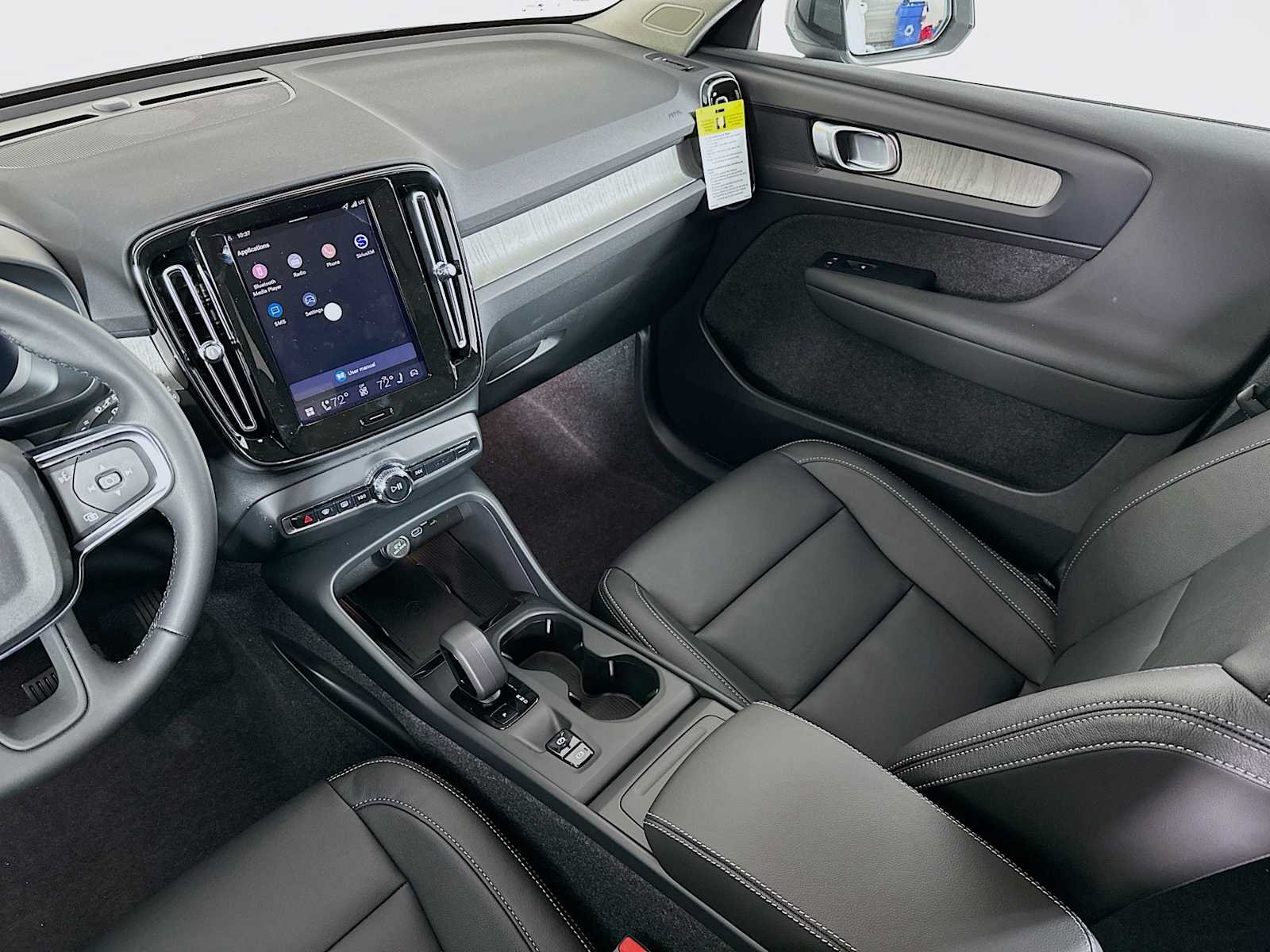 New 2026 Crystal White Volvo Core image 21