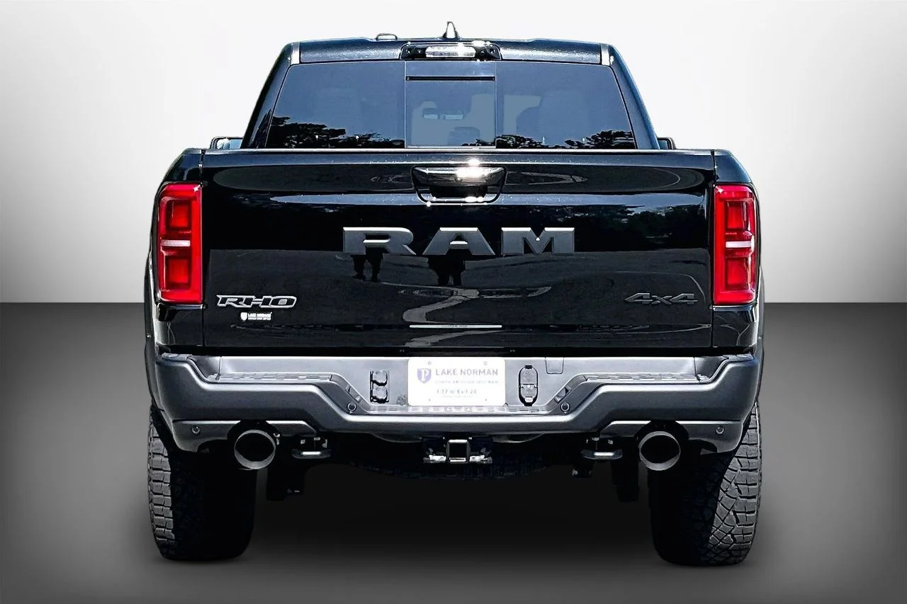 New 2026 Diamond Black Crystal Pearl-Coat Exterior Paint RAM RHO image 7
