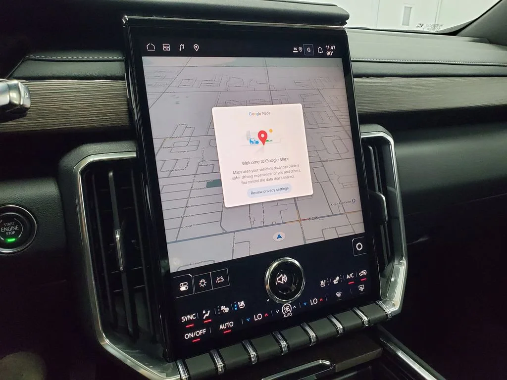 2026 GMC Acadia Denali - Photo 22