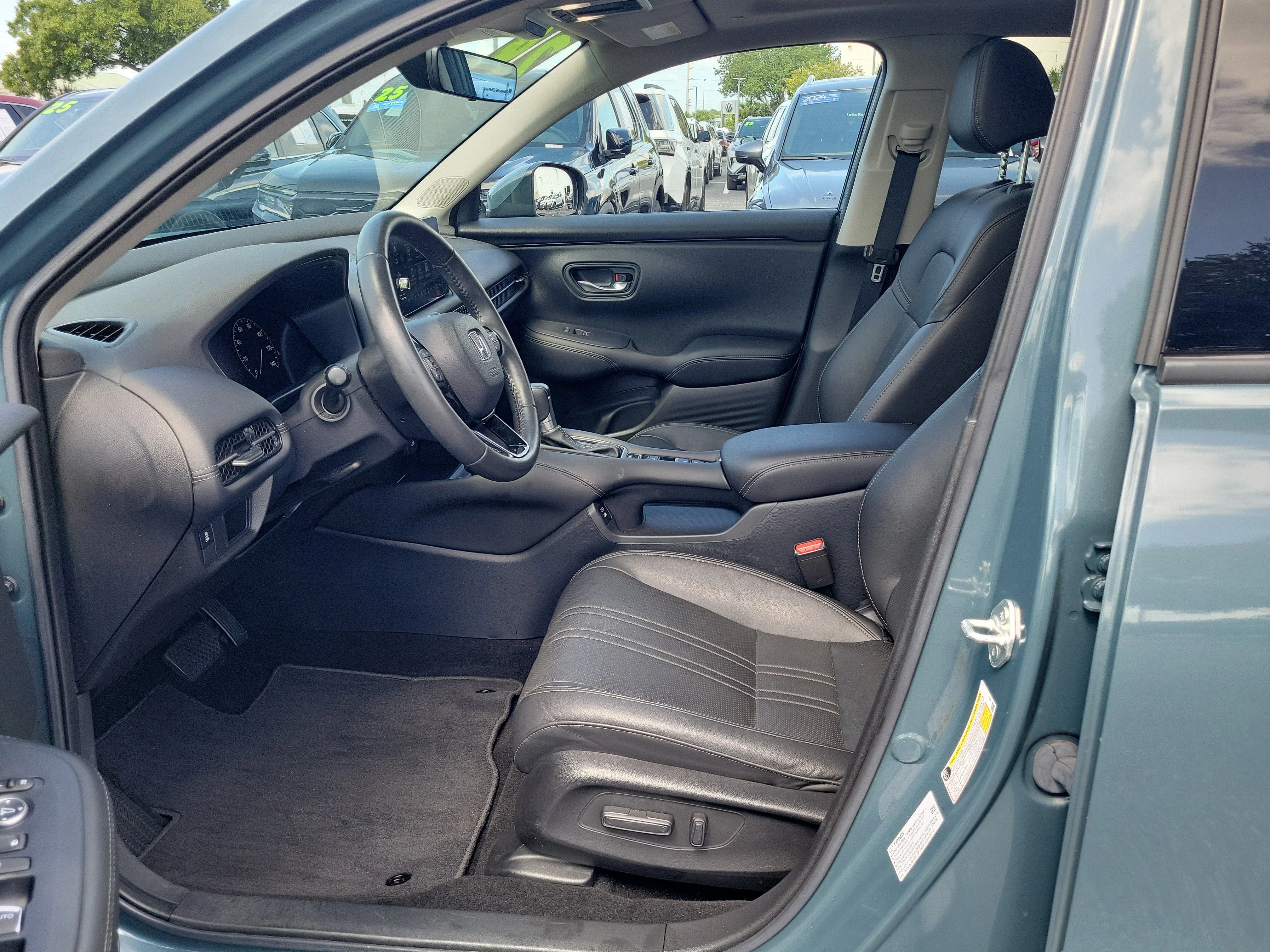 2024 Honda HR-V EX-L - Photo 14