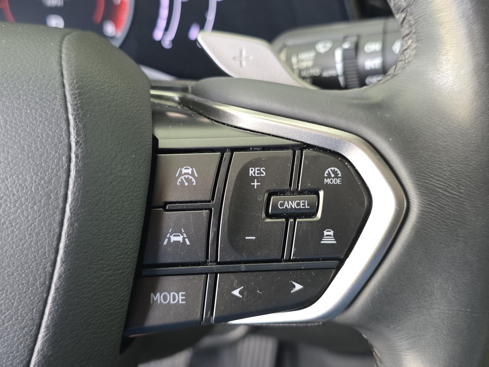 Used 2023 White Pearl Lexus 350 image 27
