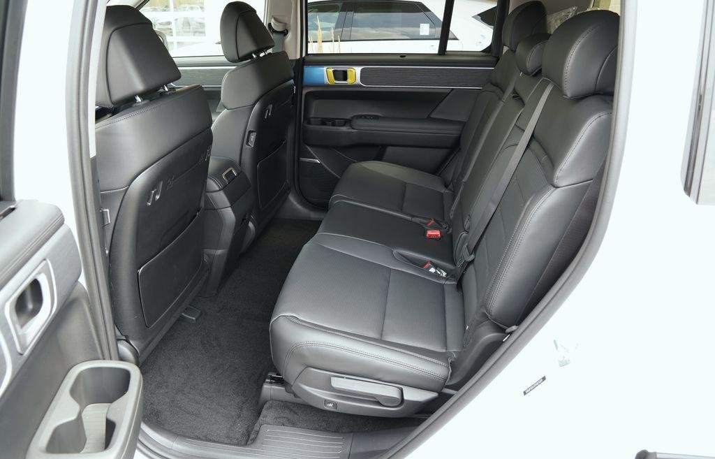 New 2026 Serenity White Hyundai Limited image 27