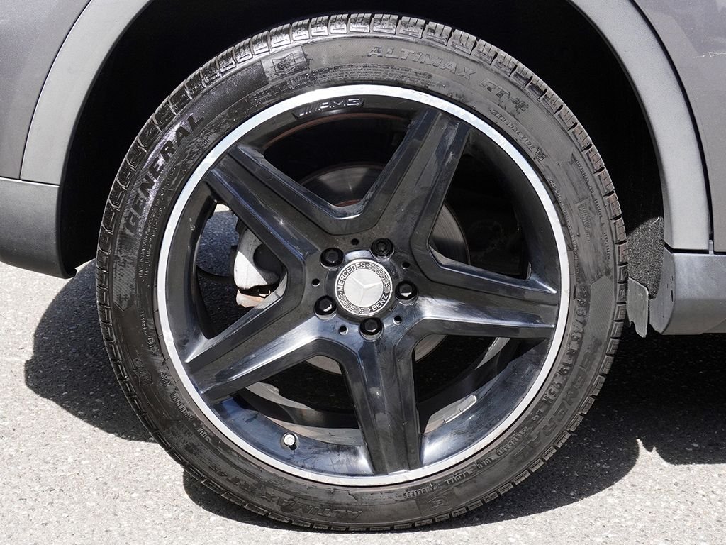 Used 2017 Gray Mercedes-Benz GLA 250 image 20