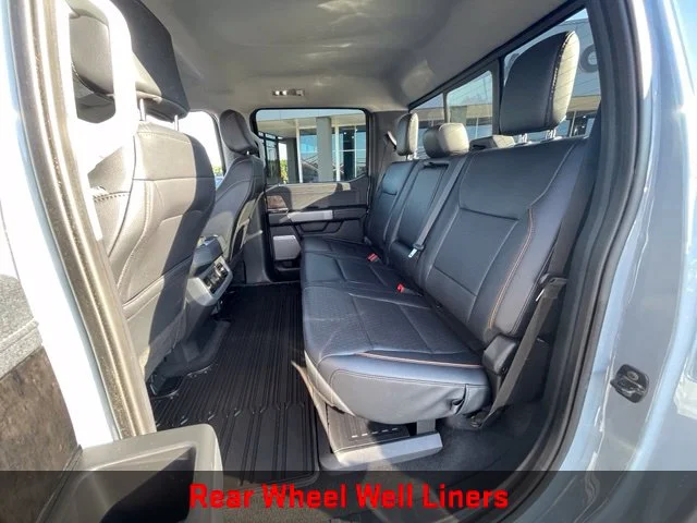 Used 2025 Gray Ford Lariat image 27