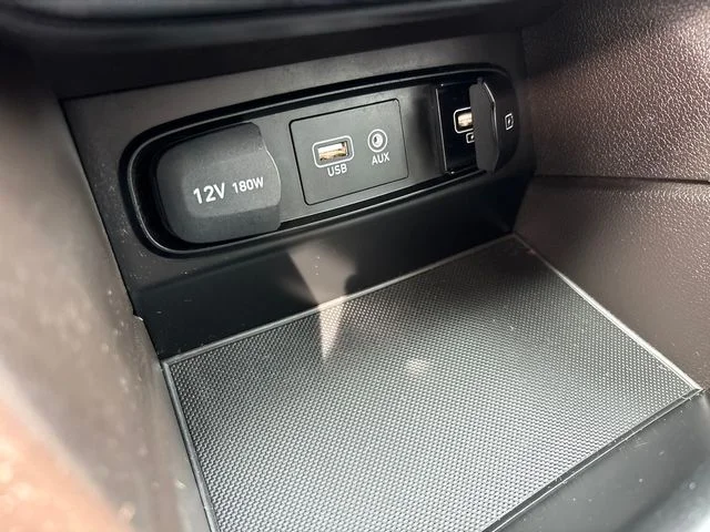 Used 2020 Gray Hyundai SEL image 25