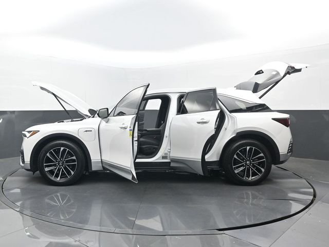 Used 2024 Snowfall Pearl Acura Base image 33