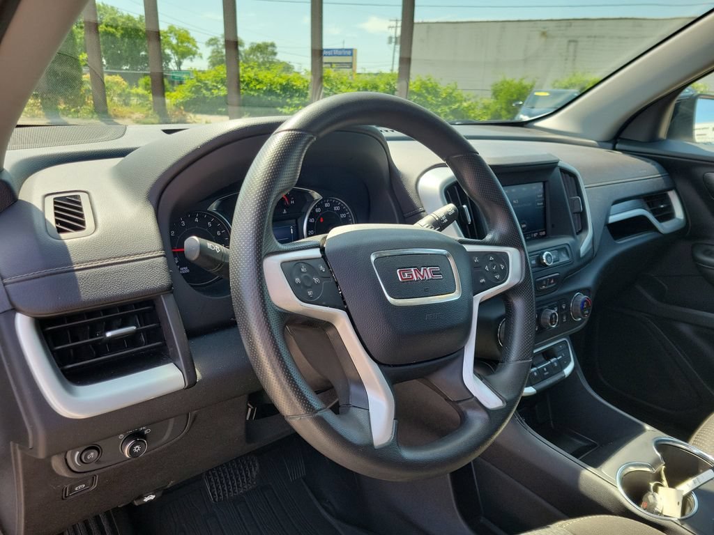 Used 2023 Summit White GMC SLE image 21
