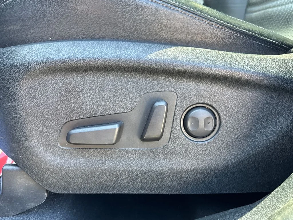 Used 2020 Gray Kia EX image 38