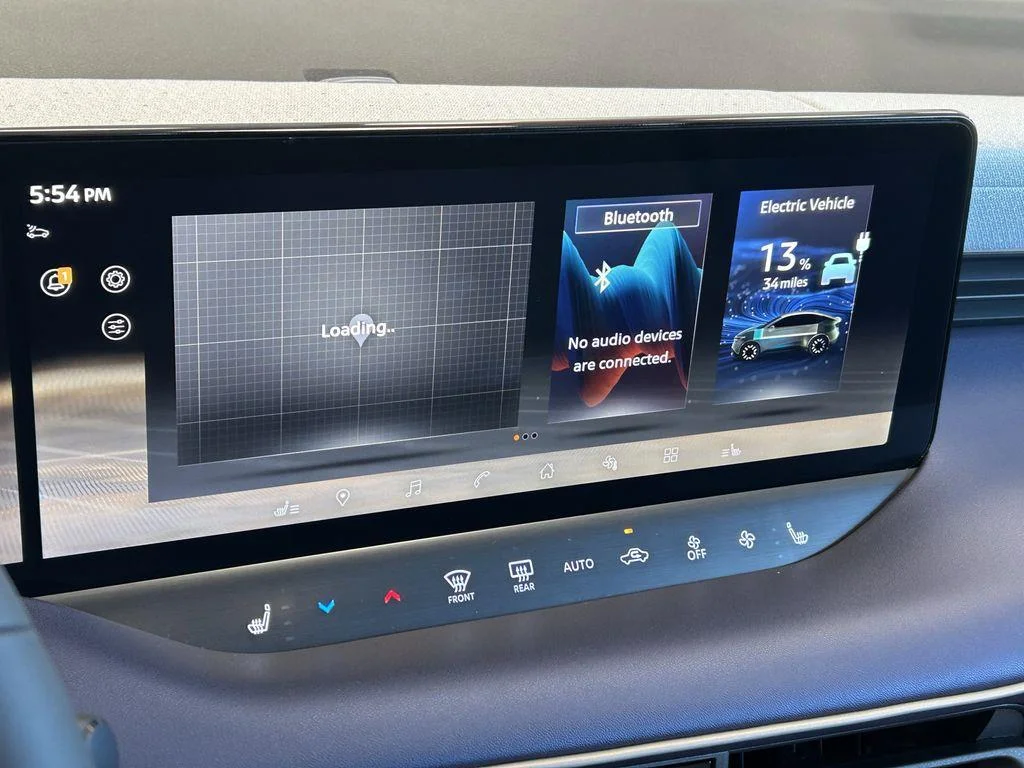 2026 Nissan LEAF SV+ - Photo 15