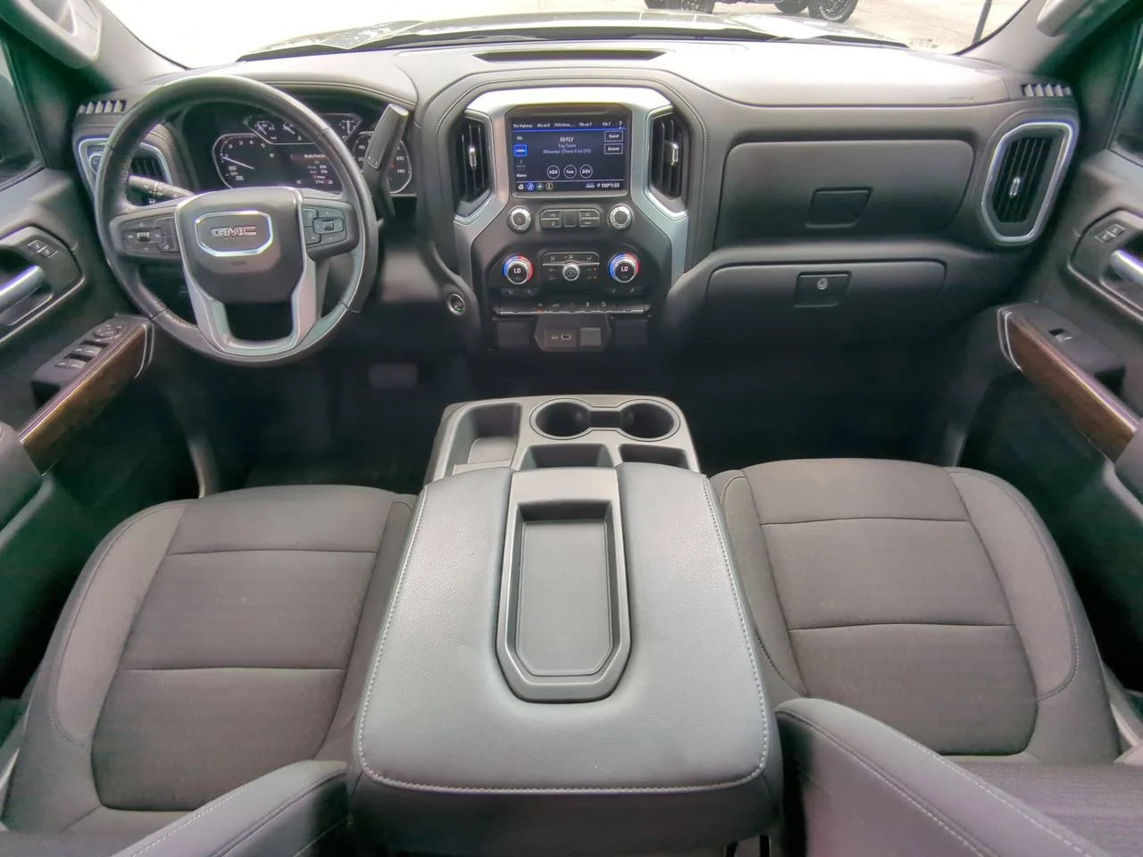 Used 2021 SATIN STEEL METALLIC GMC Elevation image 14
