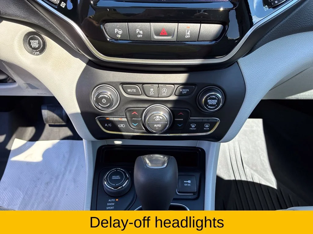 Certified Used 2019 Billet Silver Metallic Jeep Limited image 32