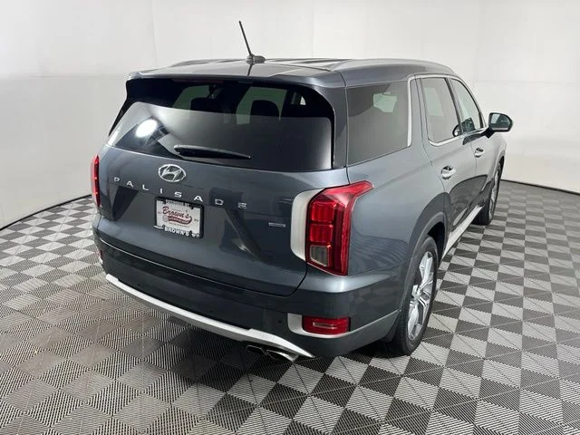 Used 2022 Gray Hyundai SEL image 7