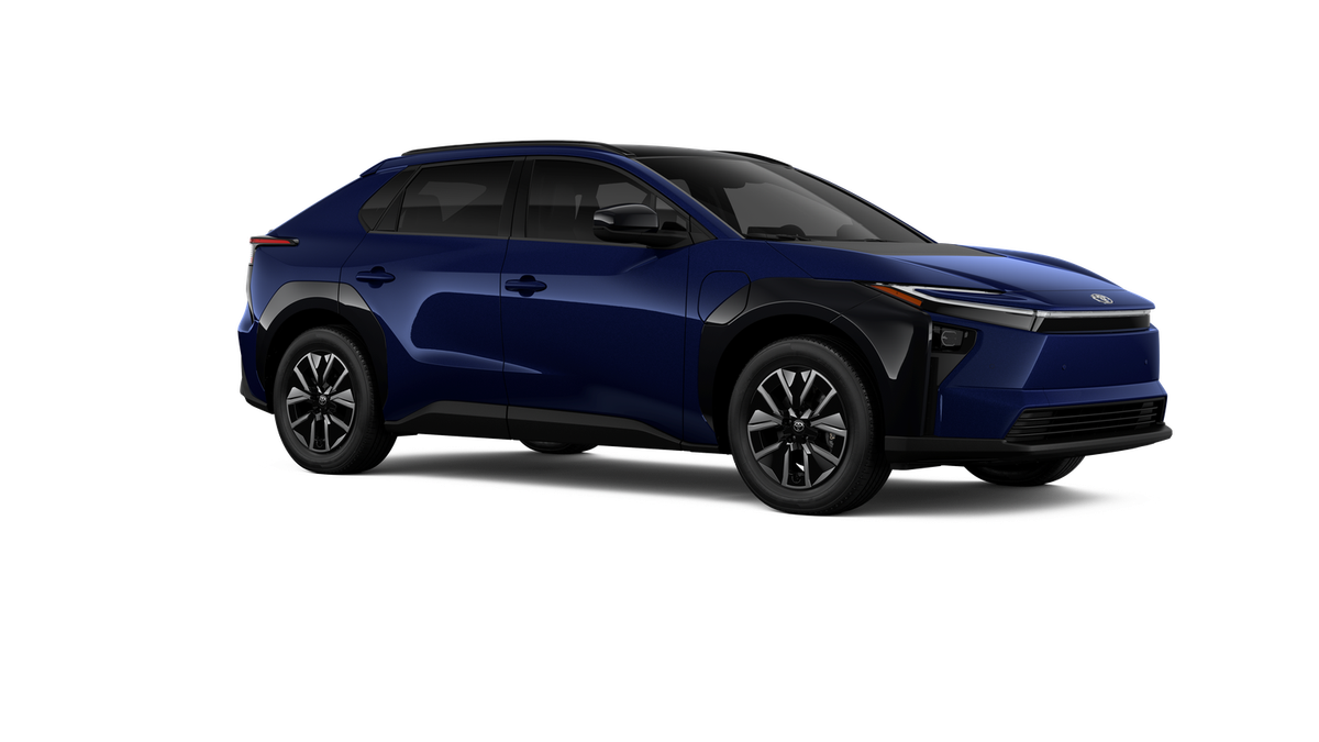 2026 Toyota bZ XLE - Photo 15