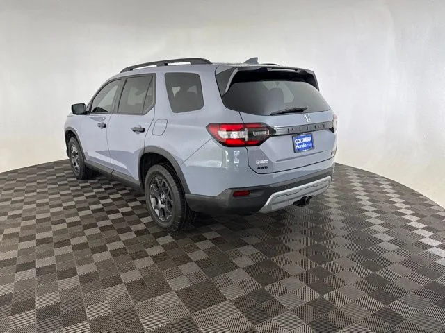 Used 2025 Green Honda TrailSport image 8