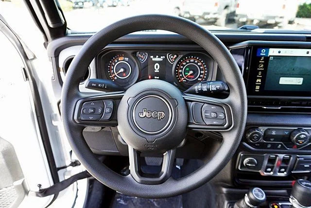New 2026 Bright White Clear-Coat Exterior Paint Jeep Sport image 23