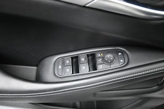 Used 2024 White INFINITI PURE image 24
