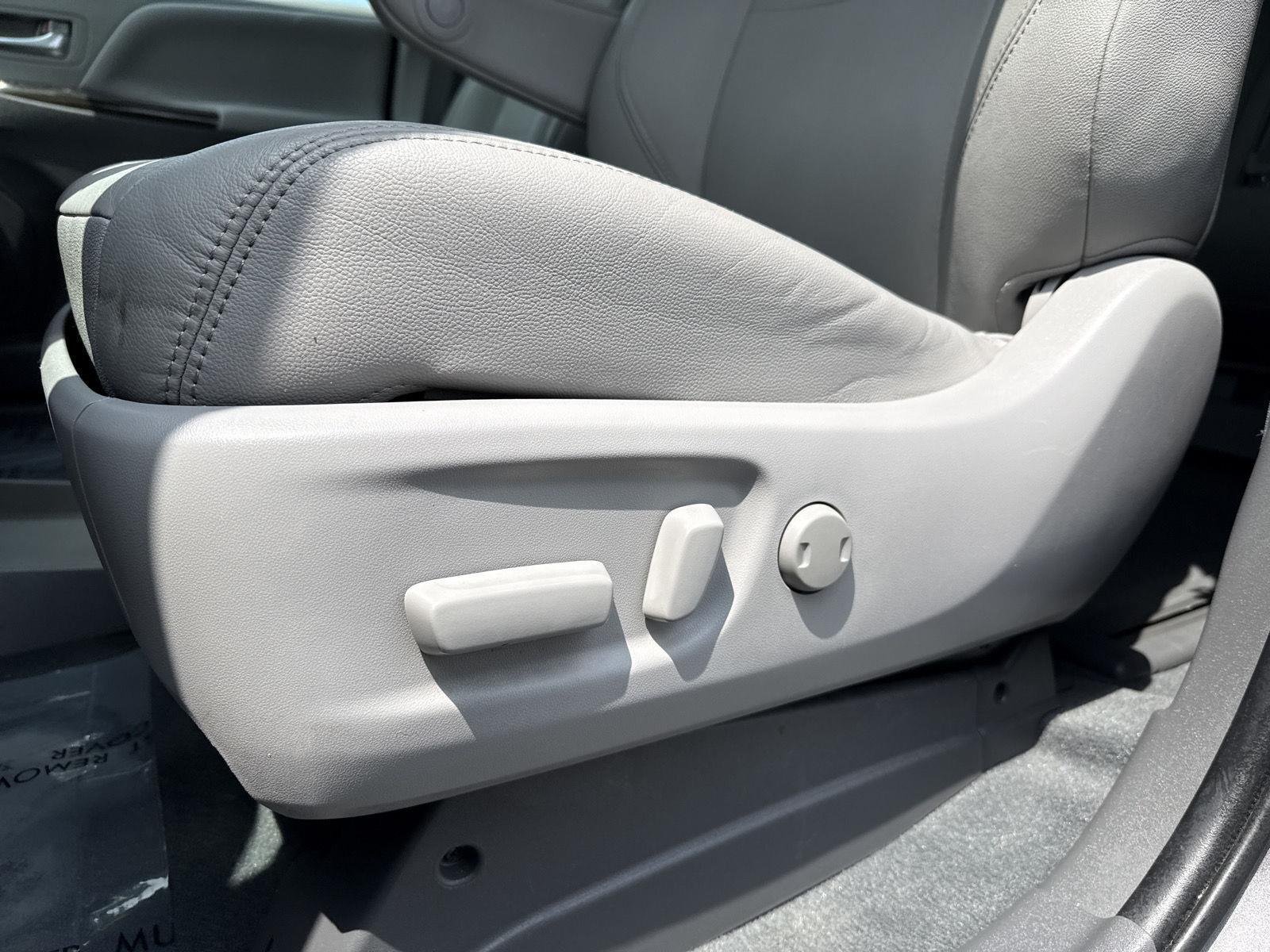 Certified Used 2020 Predawn Gray Mica Toyota XLE image 17