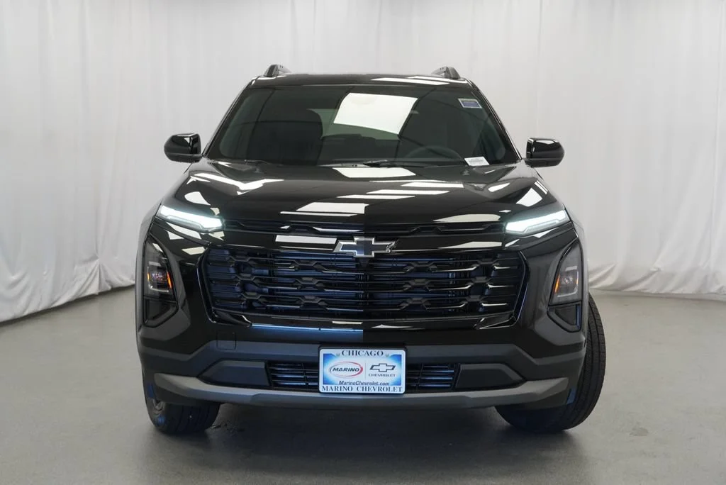 New 2027 Mosaic Black Metallic Chevrolet LT image 33