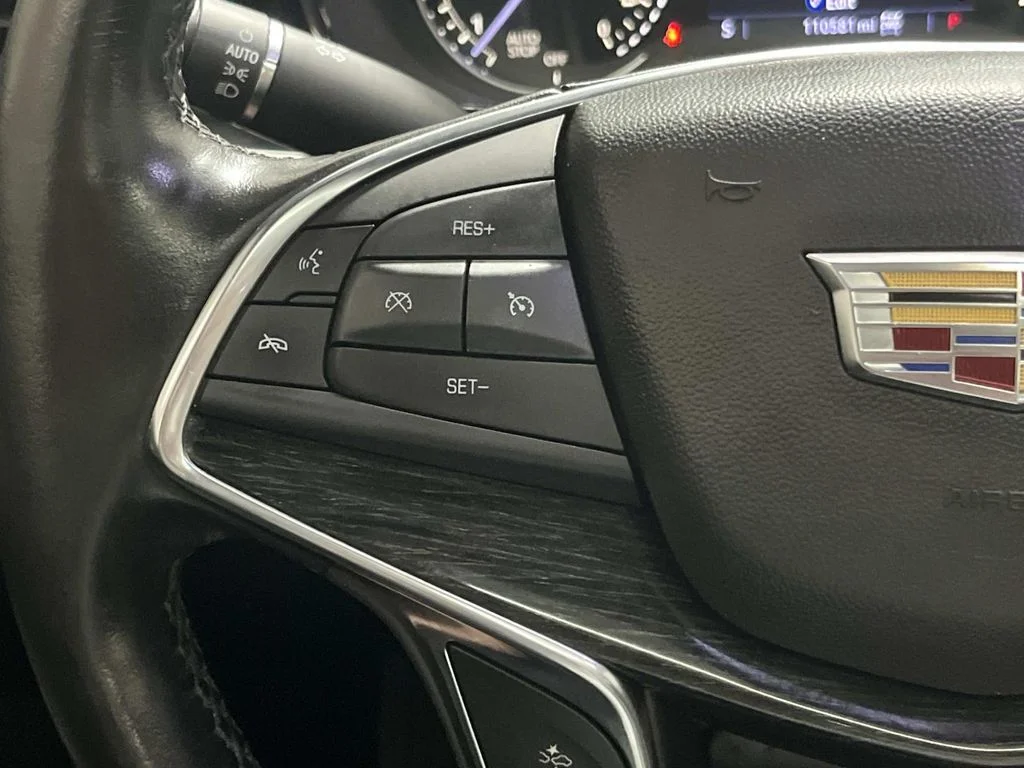 Used 2020 RADIANT SILVER METALLIC Cadillac Premium Luxury AWD image 18