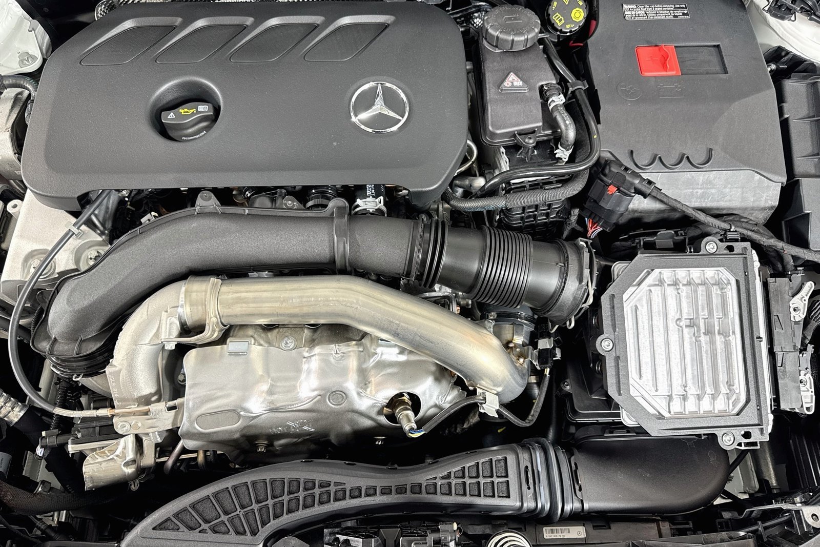 New 2026 Polar White Mercedes-Benz GLA 250 image 28