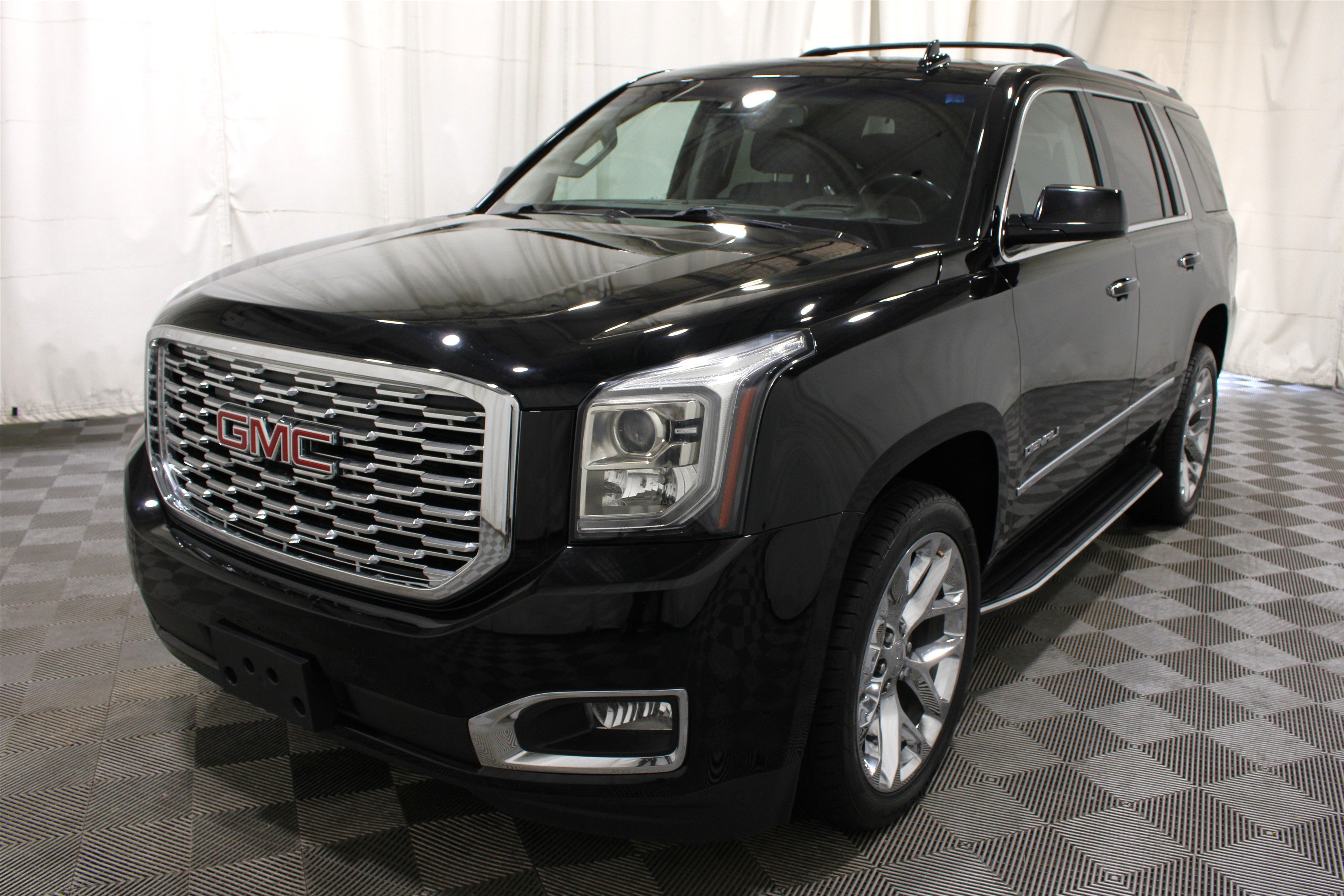 Used 2018 Onyx Black GMC Denali image 39