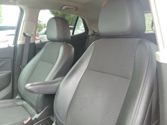2022 Buick Encore Preferred - Photo 13
