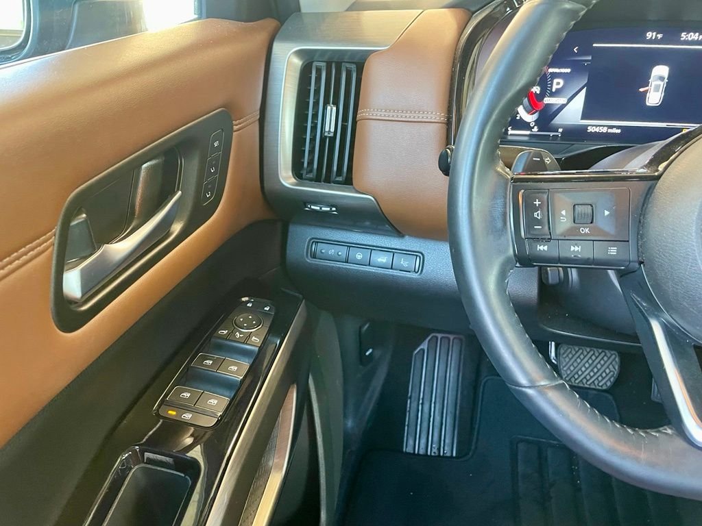Used 2024 Gray Nissan Platinum image 14