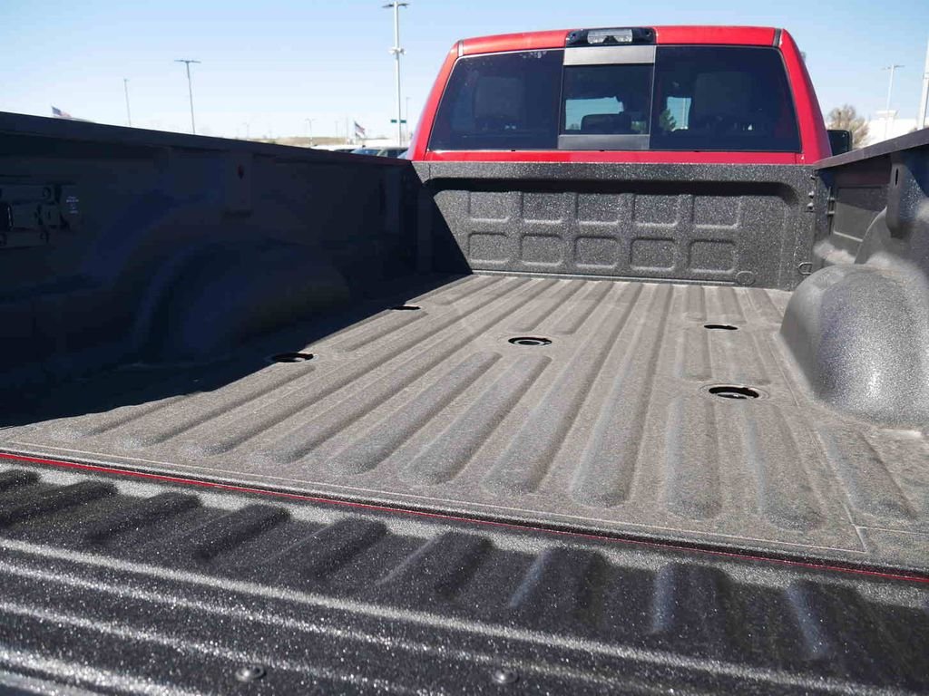 New 2026 Molten Red Pearl-Coat Exterior Paint RAM LARAMIE image 10