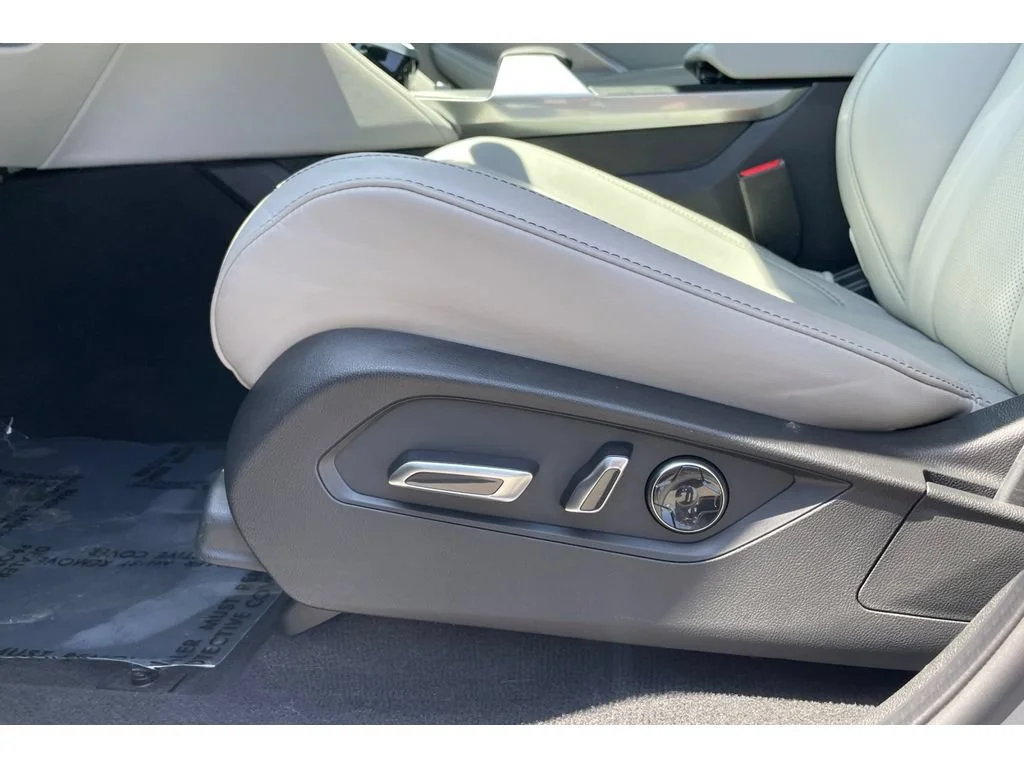 Used 2023 Lunar Silver Metallic Acura TECH image 67