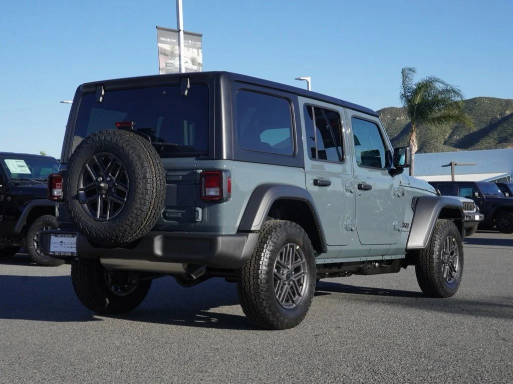 New 2026 Anvil Clear-Coat Exterior Paint Jeep Sport S image 3
