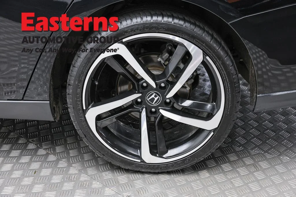 Used 2025 Black Honda LX image 8