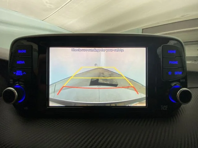 Used 2021 White Hyundai Value image 17