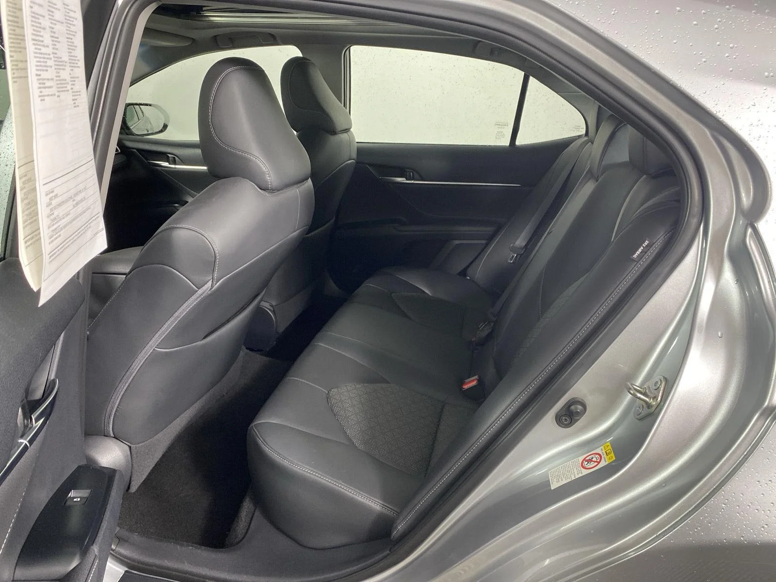 Used 2018 Celestial Silver Metallic Toyota XSE V6 image 8