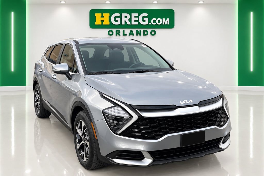Used 2024 Everlasting Silver Kia EX image 4