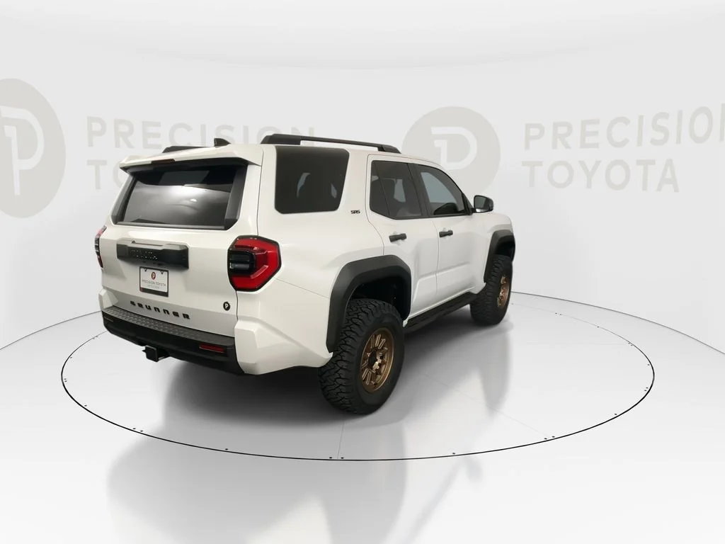 New 2026 Ice Cap Toyota SR5 image 19