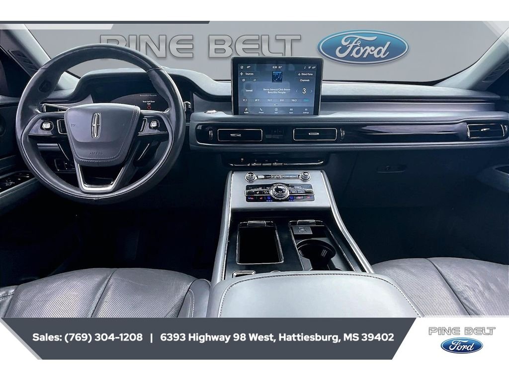 Used 2020 Pristine White Metallic Tri-Coat Lincoln Reserve image 13