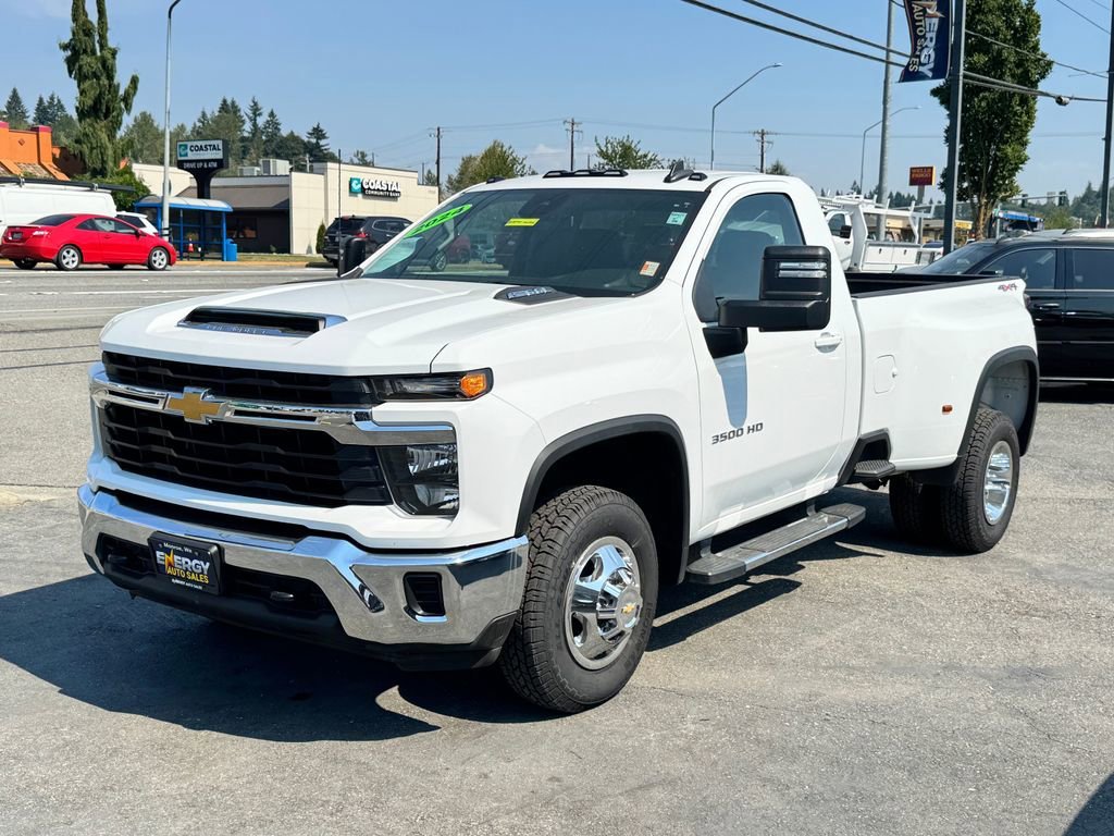 2024 Chevrolet Silverado 3500HD LT - Photo 6