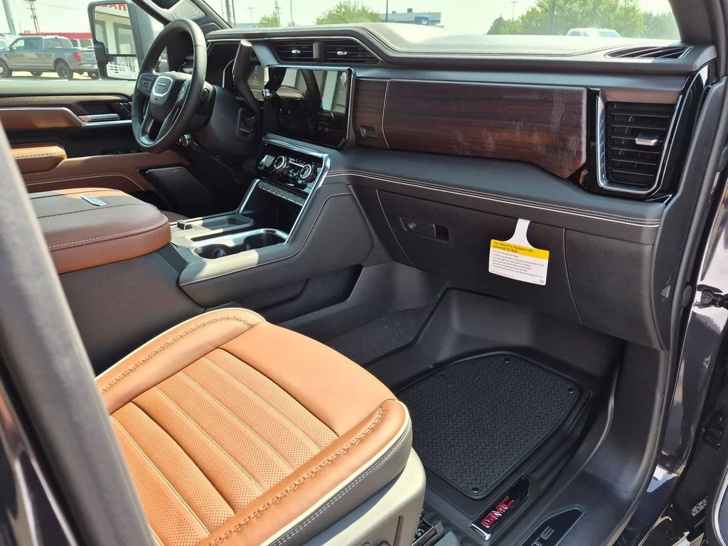 2026 GMC Sierra 3500HD Denali Ultimate - Photo 24