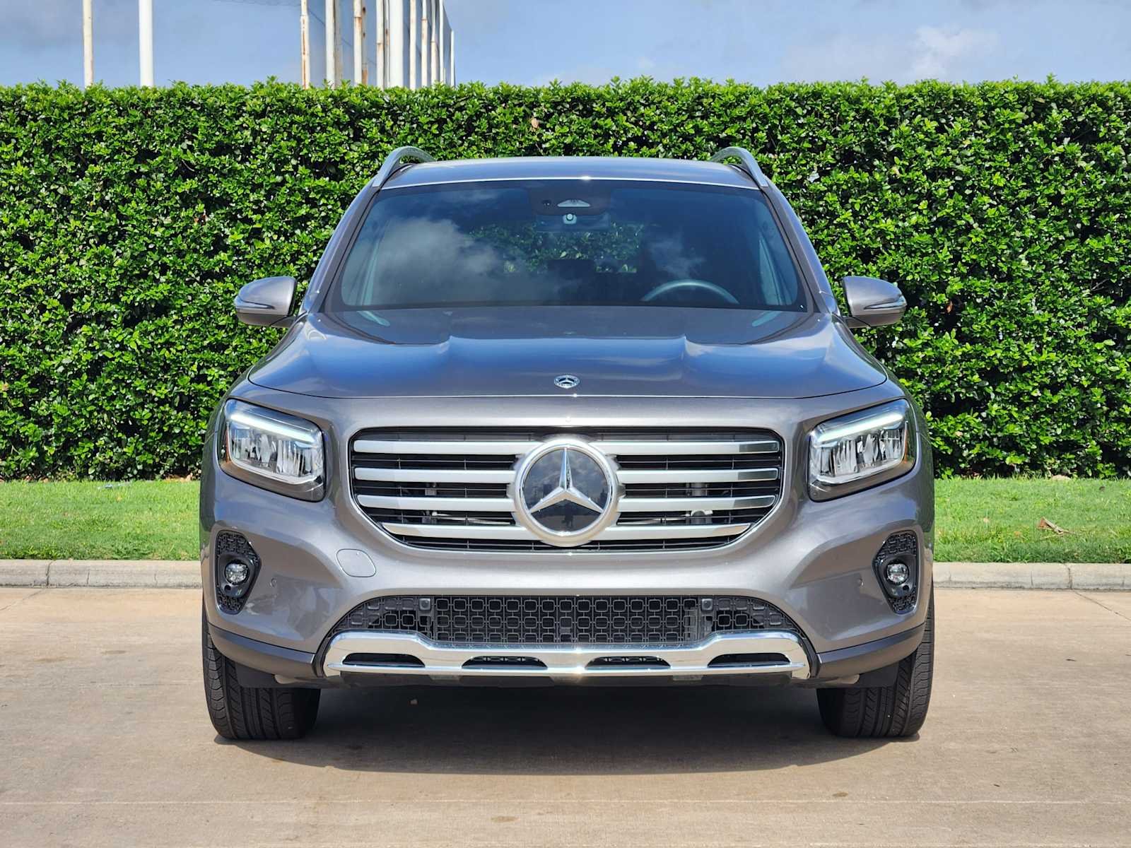 Certified Used 2026 Mountain Grey Metallic Mercedes-Benz GLB 250 image 2